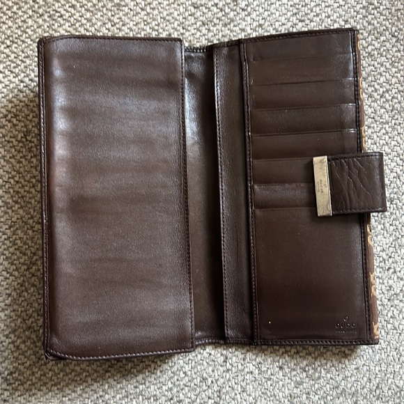Gucci Wallet - Picture 4 of 5